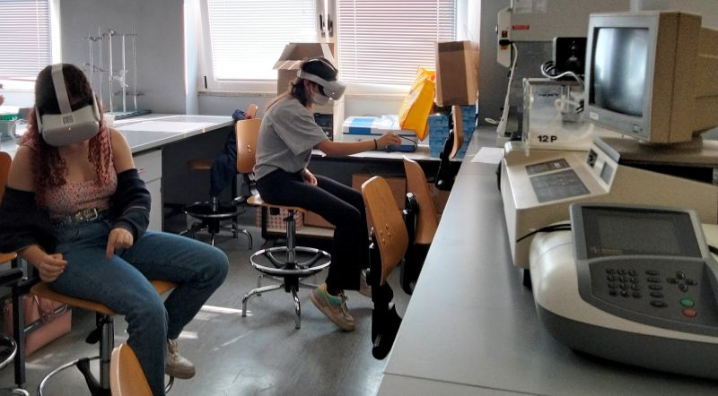 Students interacting with VR in a science Lab.